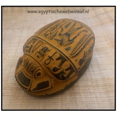 Goudgeel stenen scarabee