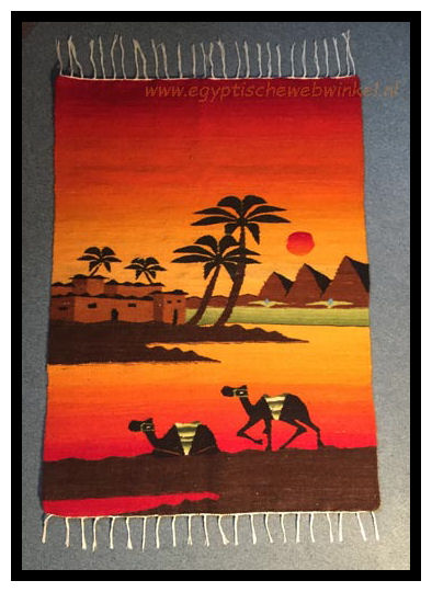 Pyramids wool kilim