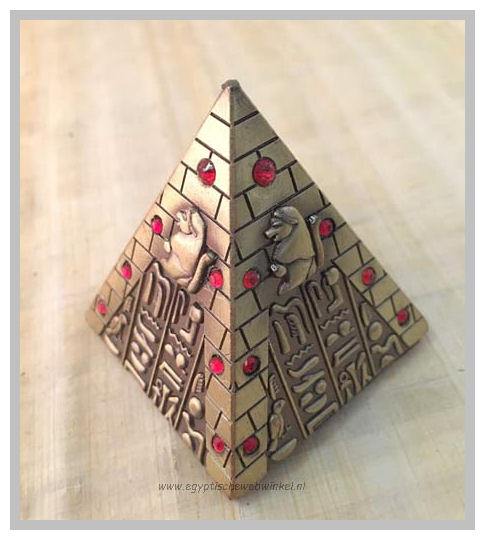 Egyptische piramide G